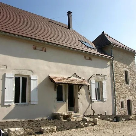 - Sur Le Chemin Des Buvats Apartmán *